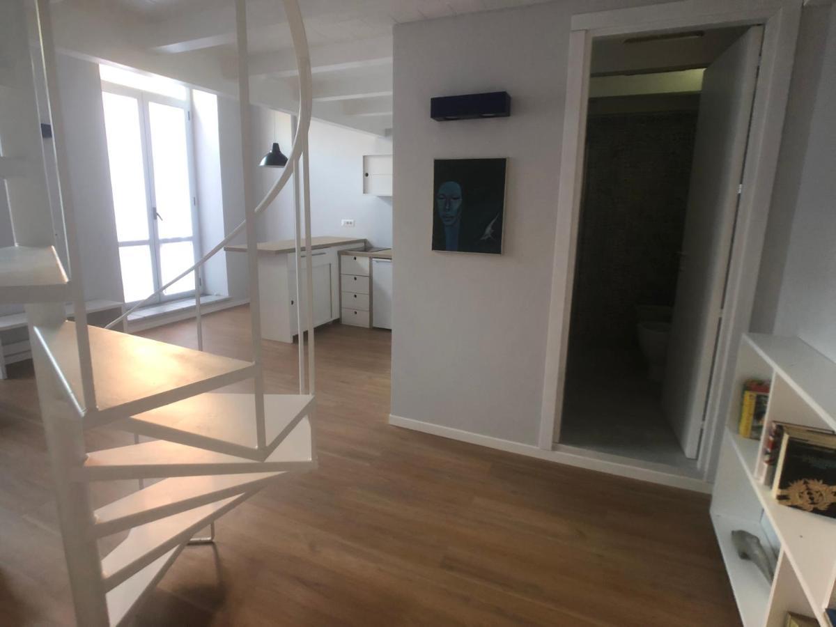 Vicool Apartments - Centro Storico Napoli Екстер'єр фото