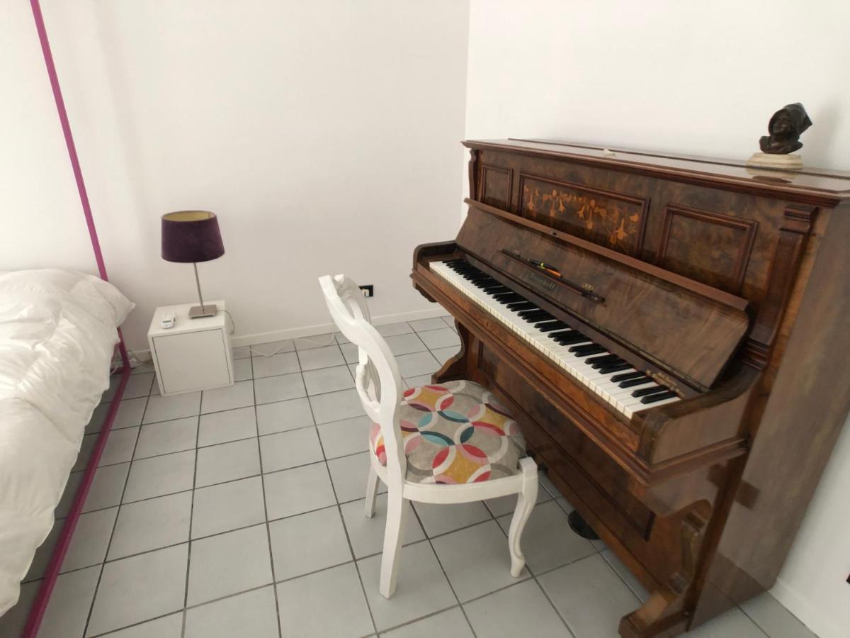 Vicool Apartments - Centro Storico Napoli Екстер'єр фото