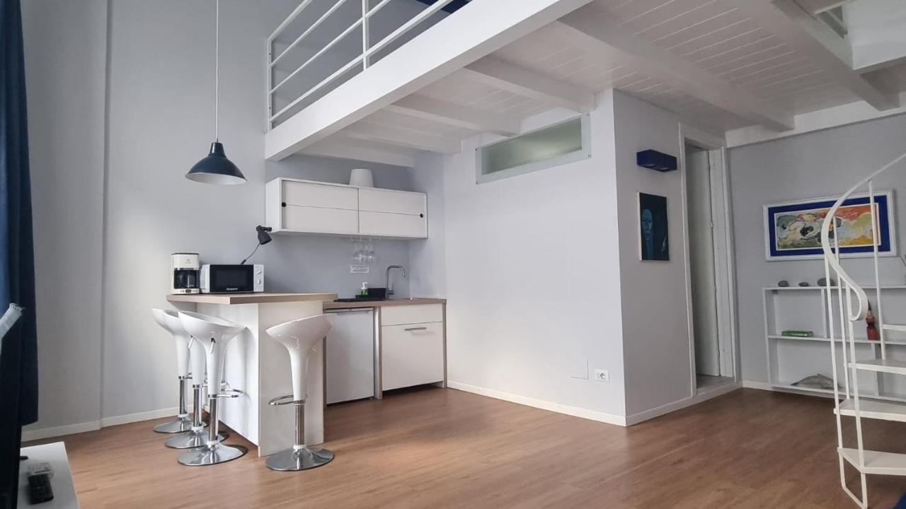 Vicool Apartments - Centro Storico Napoli Екстер'єр фото