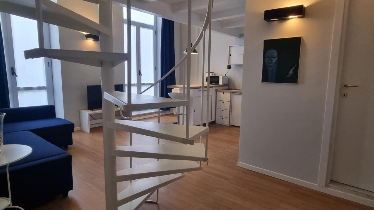 Vicool Apartments - Centro Storico Napoli Екстер'єр фото