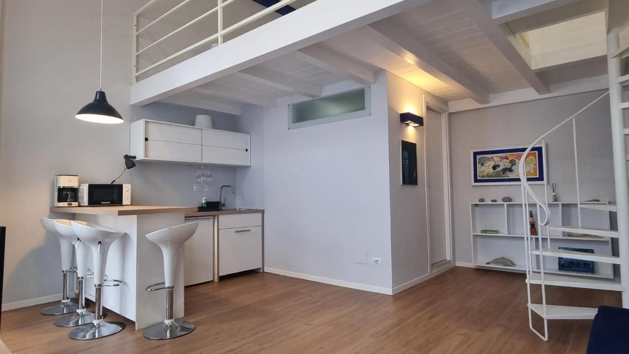 Vicool Apartments - Centro Storico Napoli Екстер'єр фото