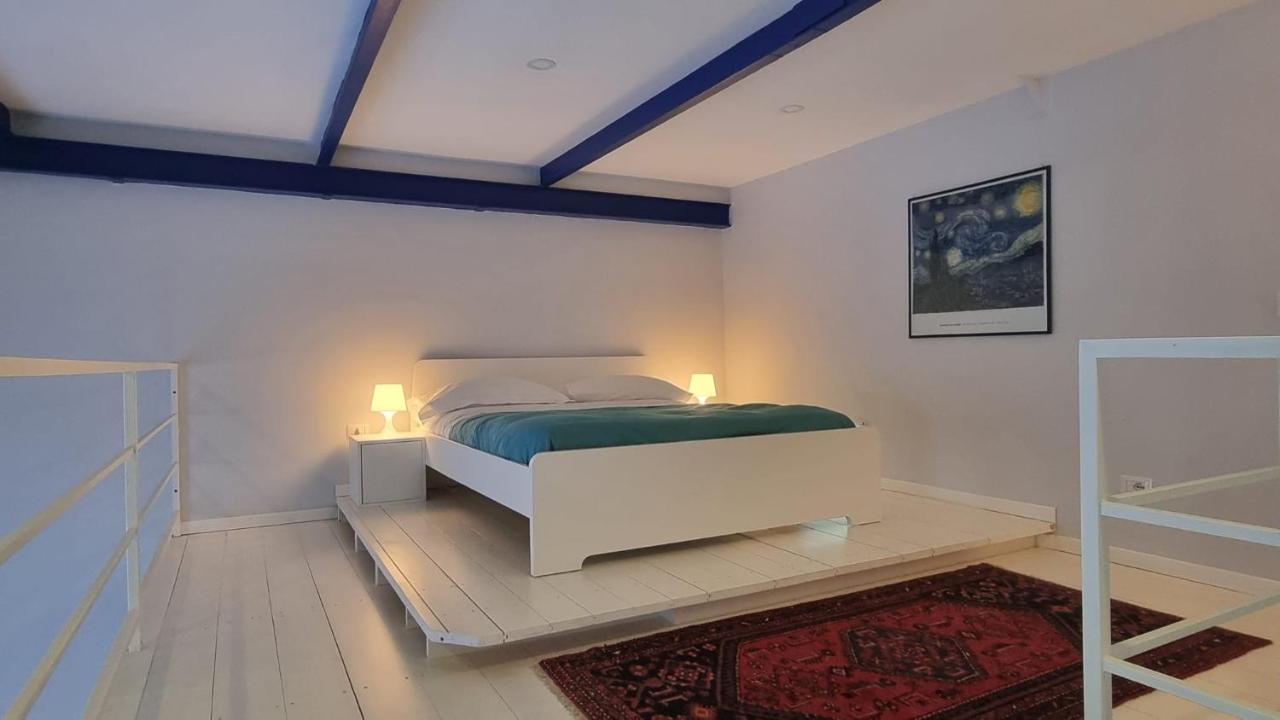 Vicool Apartments - Centro Storico Napoli Екстер'єр фото