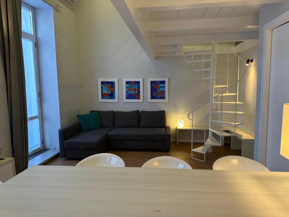 Vicool Apartments - Centro Storico Napoli Екстер'єр фото