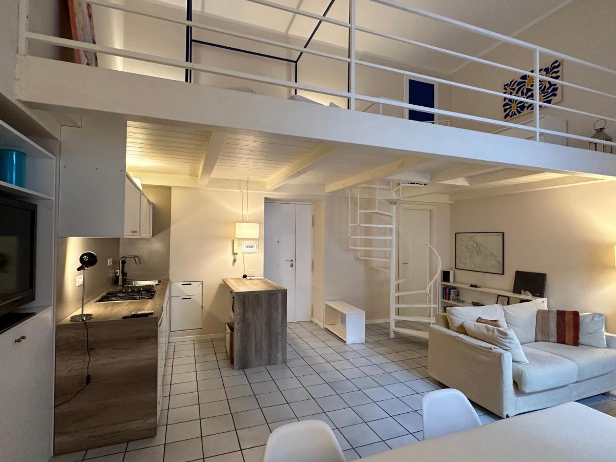 Vicool Apartments - Centro Storico Napoli Екстер'єр фото